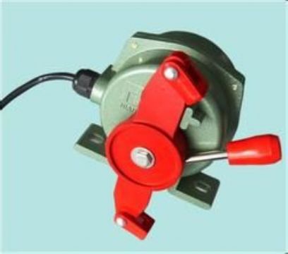 點擊查看詳細信息<br>標題：雙向拉繩開關XLLS-II 閱讀次數(shù)：2024